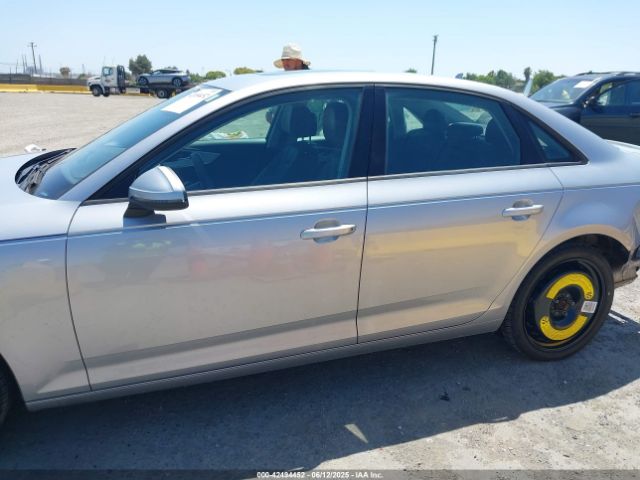 WAUANAF4XHN028308 Audi A4