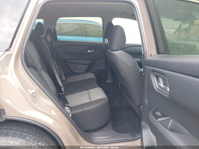 JN8BT3BA5SW008025 Nissan Rogue Sv Fwd