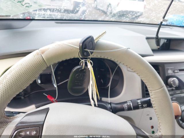 2014 TOYOTA SIENNA 5TDYK3DC0ES496716 Photo 10
