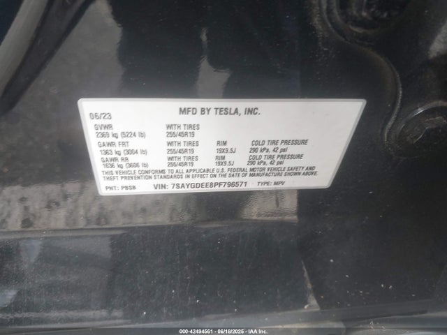 2023 TESLA MODEL Y 7SAYGDEE8PF796571 Photo 8