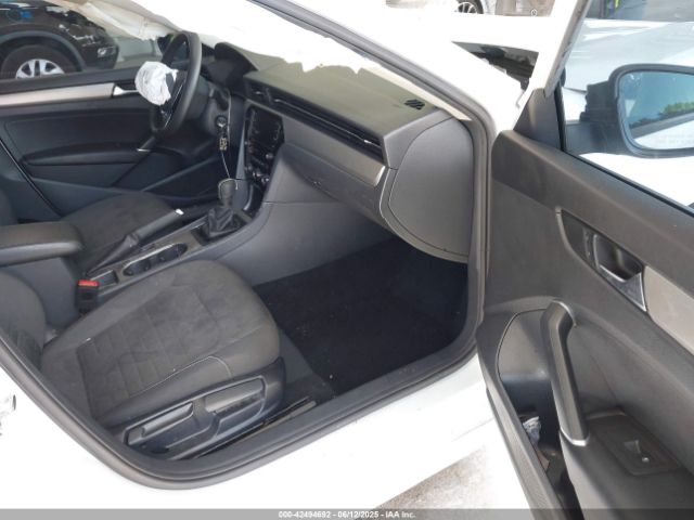 2021 VOLKSWAGEN PASSAT 1VWAA7A39MC015312 Photo 4