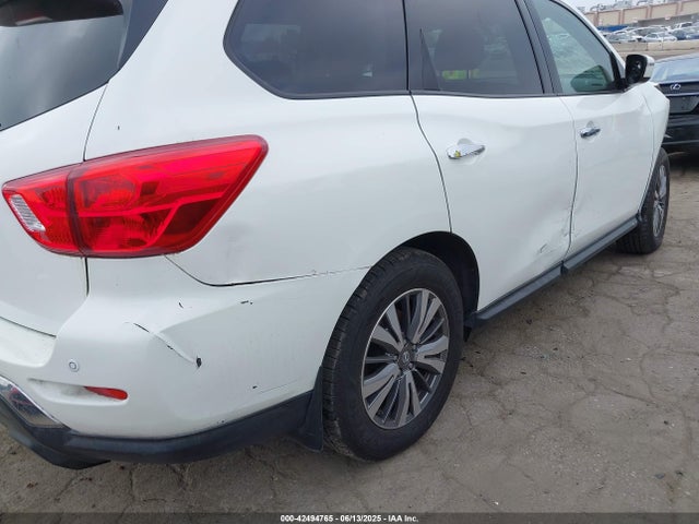 Nissan 2019 2019 5N1DR2MN3KC651371 Image 18