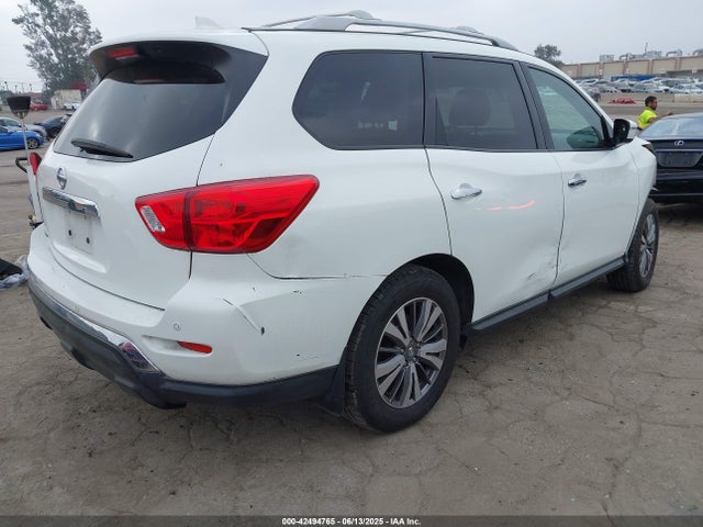 Nissan 2019 2019 5N1DR2MN3KC651371 Image 4