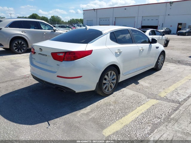 KIA Optima Lx 2015 KNAGM4A78F5614728 Image 4