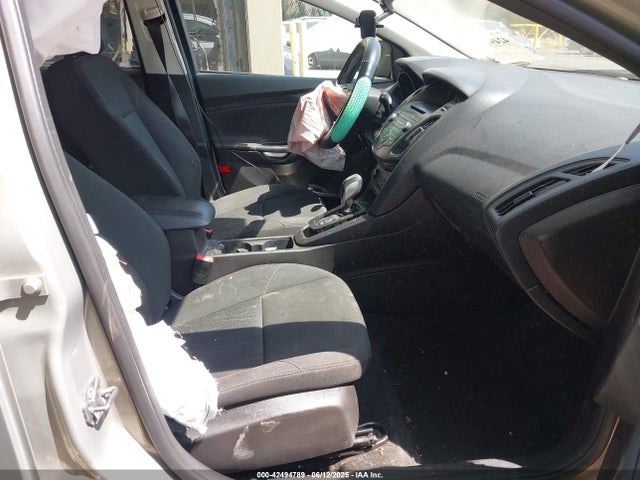 Ford 2016 2016 1FADP3K27GL363746 Image 5