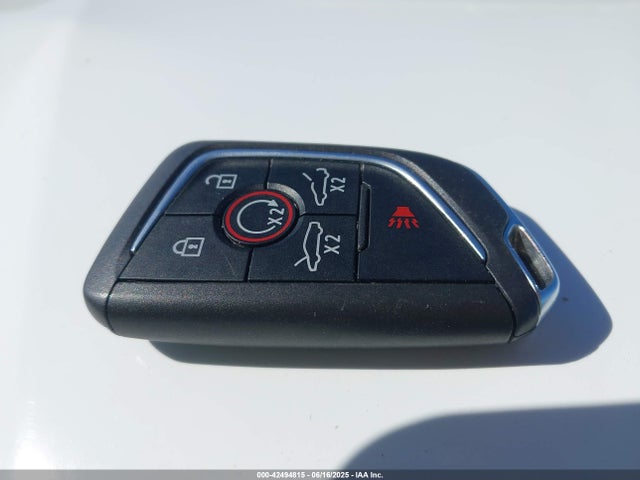 1G1YB2D47P5133477 Chevrolet lt2