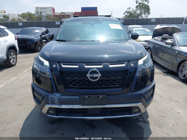 42494821 :رقم المزاد ، 5N1DR3BD6PC258228 vin ، 2023 Nissan Pathfinder Rock Creek 4wd مزاد بيع