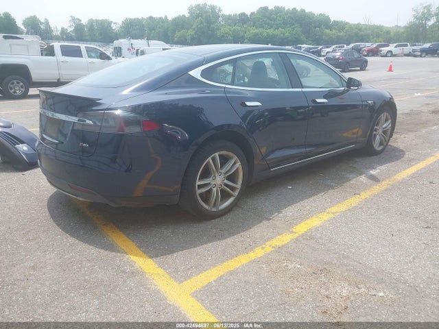 2013 TESLA MODEL S 5YJSA1CP1DFP21827 Photo 3