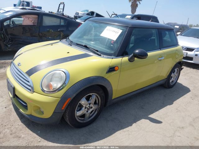 2011 MINI COOPER WMWSU3C52BT093317 Photo 1