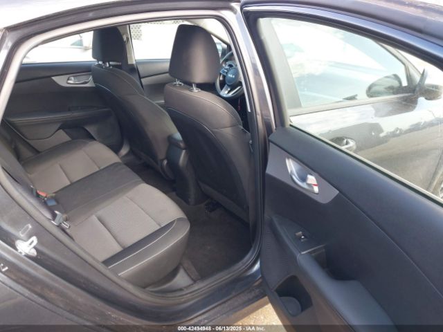 3KPF24ADXRE795978 KIA Forte Lxs