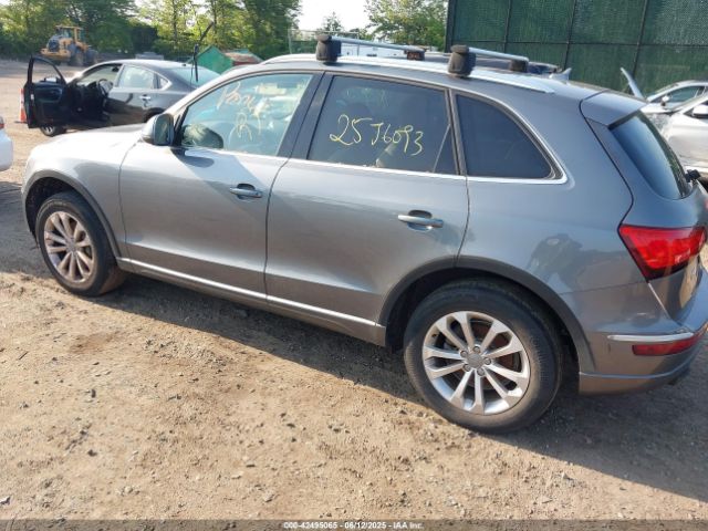 2013 AUDI Q5 WA1LFAFP7DA099996 Photo 2