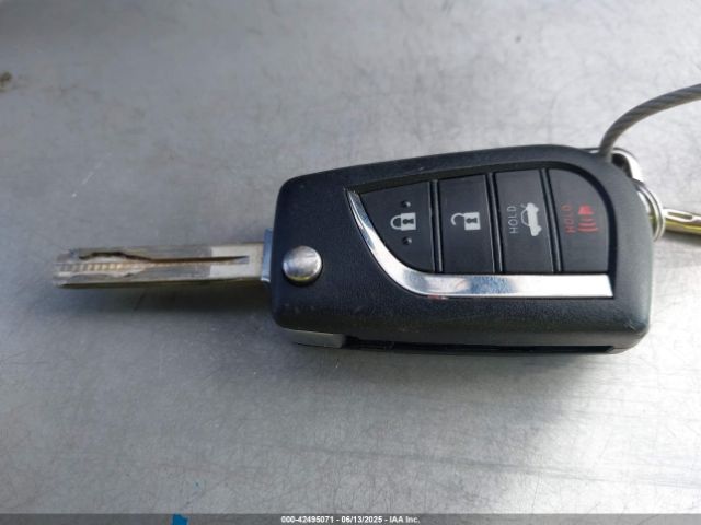 4T1C11AK2RU208091 Toyota CAMRY LE