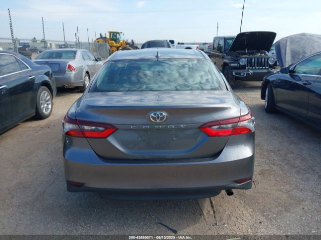 4T1C11AK2RU208091 Toyota CAMRY LE