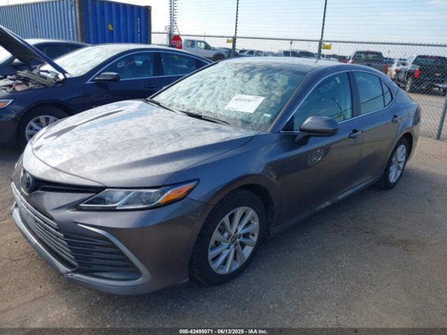 4T1C11AK2RU208091 Toyota CAMRY LE