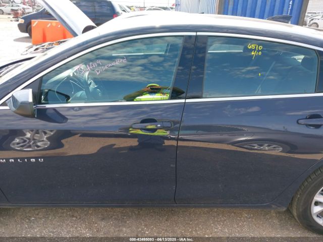 1G1ZD5ST3SF136230 Chevrolet Malibu Fwd 1lt
