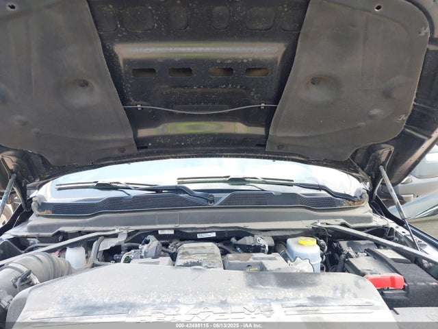3C6UR5SL4RG142587 RAM 2500