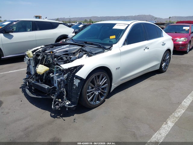 Infiniti 2016 2016 JN1FV7AP3GM420132 Image 2