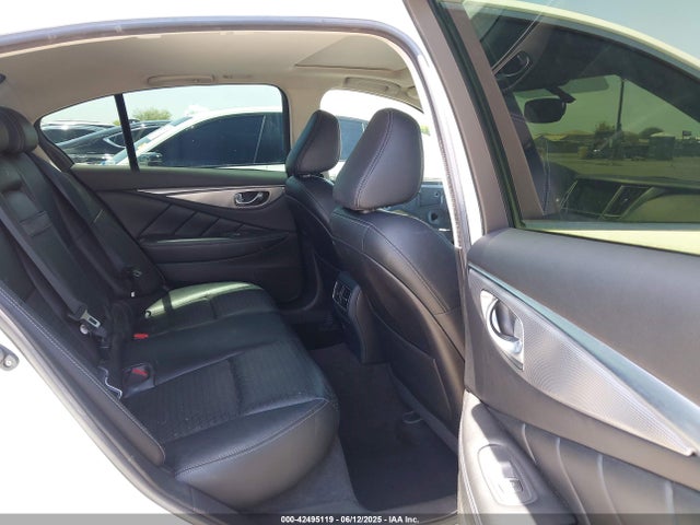 Infiniti 2016 2016 JN1FV7AP3GM420132 Image 8