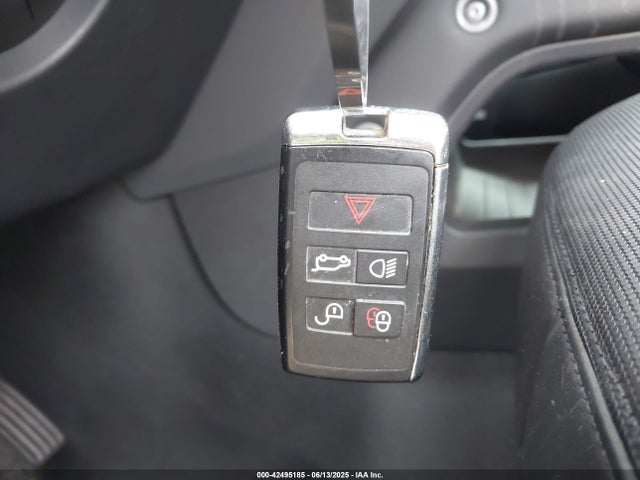 SALE26EU7P2146465 Land Rover aj120
