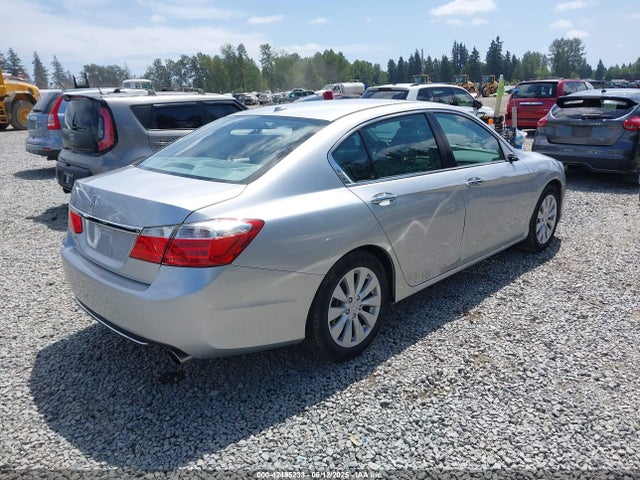 Honda k24w1 2014 1HGCR2F87EA275217 Image 4