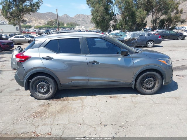 3N1CP5CU4JL521489 Nissan 2018