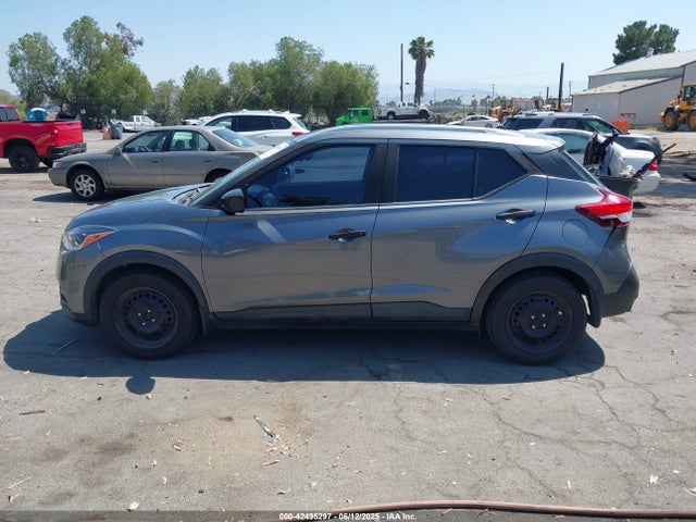 3N1CP5CU4JL521489 Nissan 2018