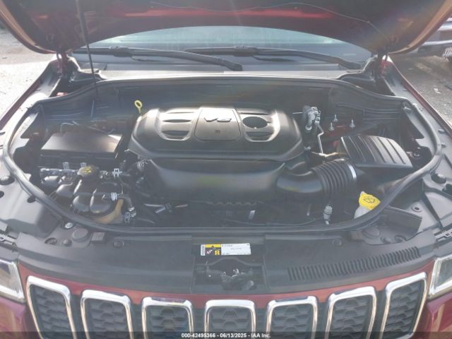 1C4RJEAG0KC543895 Jeep Grand Cherokee Laredo 4x2