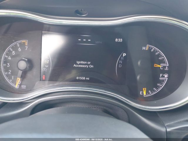 1C4RJEAG0KC543895 Jeep Grand Cherokee Laredo 4x2