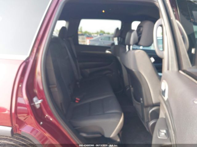 1C4RJEAG0KC543895 Jeep Grand Cherokee Laredo 4x2