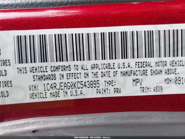 1C4RJEAG0KC543895 Jeep Grand Cherokee Laredo 4x2