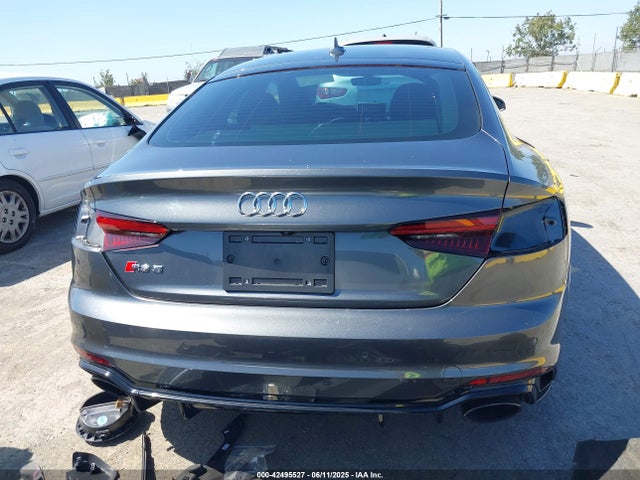 WUABWCF56KA905421 Audi 2019