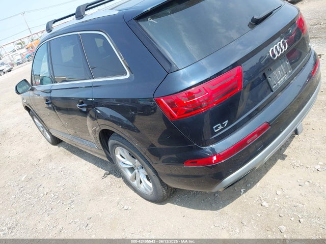 2017 AUDI Q7 WA1LAAF74HD008590 Photo 2