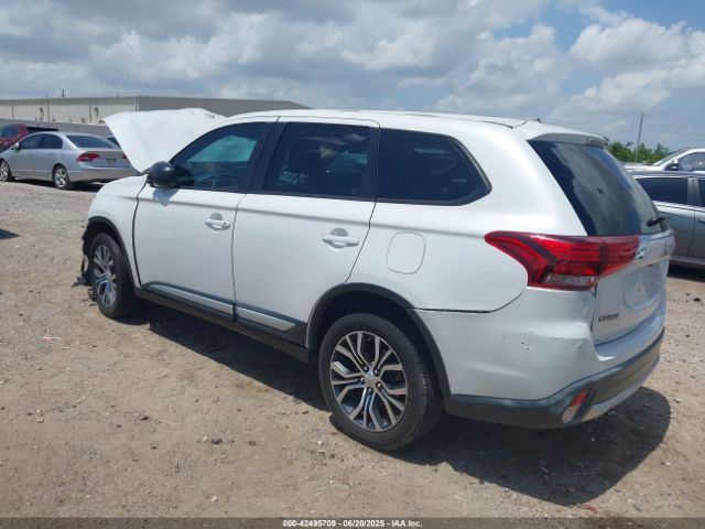 2016 MITSUBISHI OUTLANDER JA4AD2A32GZ065333 Photo 2