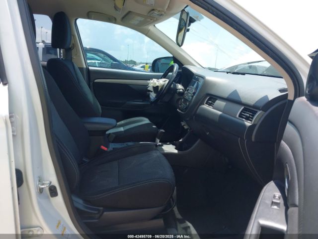 2016 MITSUBISHI OUTLANDER JA4AD2A32GZ065333 Photo 4