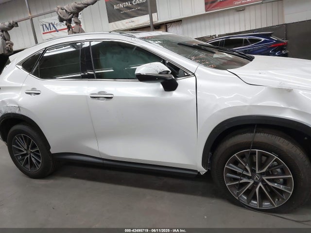 2T2GGCEZ2SC079582 Lexus t24a-fts