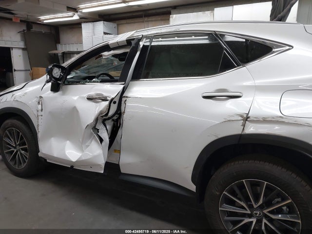2T2GGCEZ2SC079582 Lexus t24a-fts