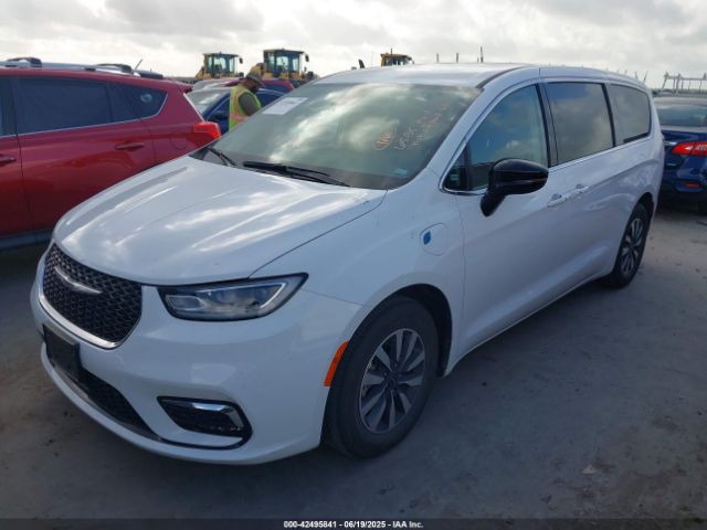 2024 CHRYSLER PACIFICA HYBRID 2C4RC1S7XRR153826 Photo 1