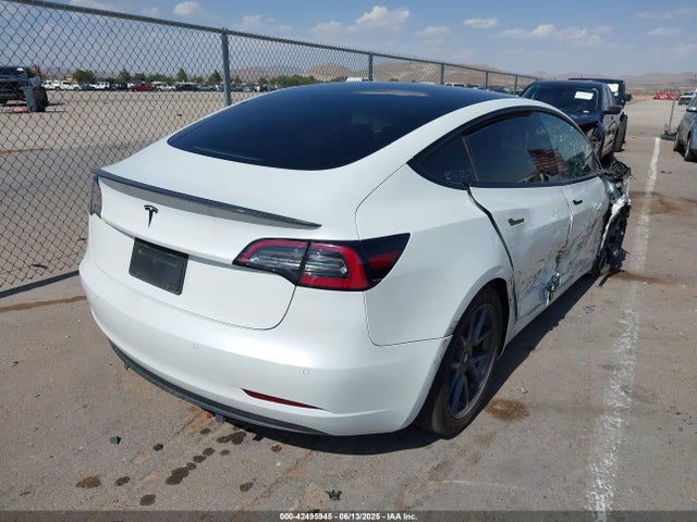 2021 TESLA MODEL 3 5YJ3E1EA6MF955642 Photo 3