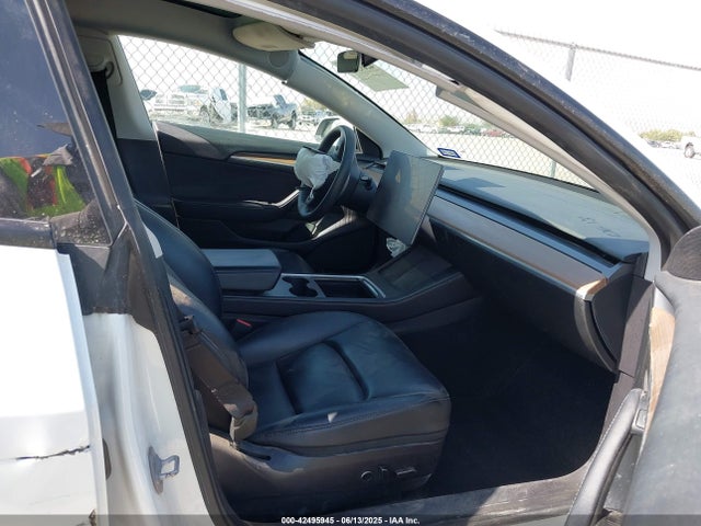 2021 TESLA MODEL 3 5YJ3E1EA6MF955642 Photo 4