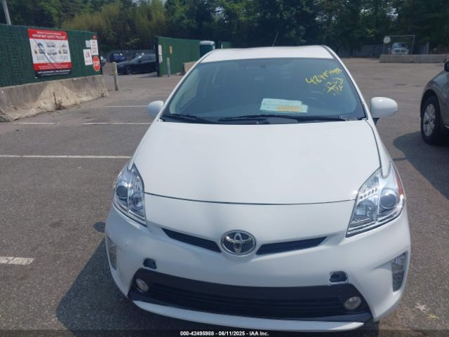 JTDKN3DU2F1999278 Toyota Prius Two