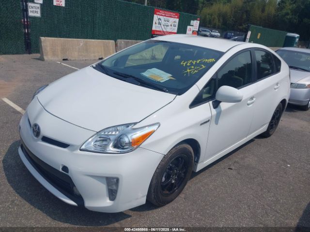 JTDKN3DU2F1999278 Toyota Prius Two