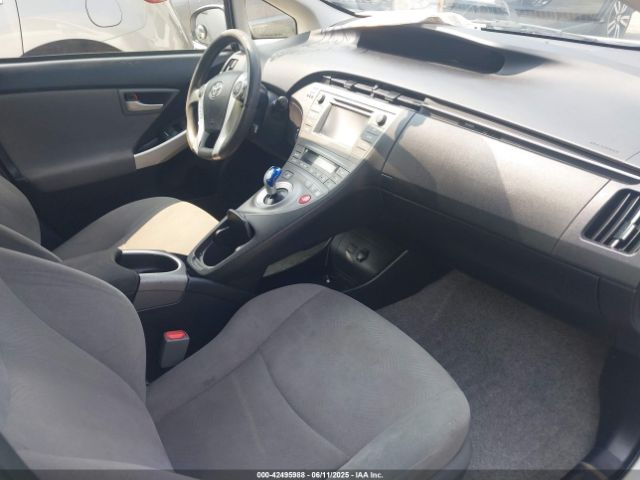 JTDKN3DU2F1999278 Toyota Prius Two