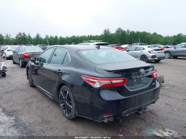 2019 TOYOTA CAMRY 4T1B61HK0KU707464 Photo 2