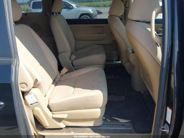 KIA SEDONA LX 2016 KNDMB5C15G6094025 Image 8