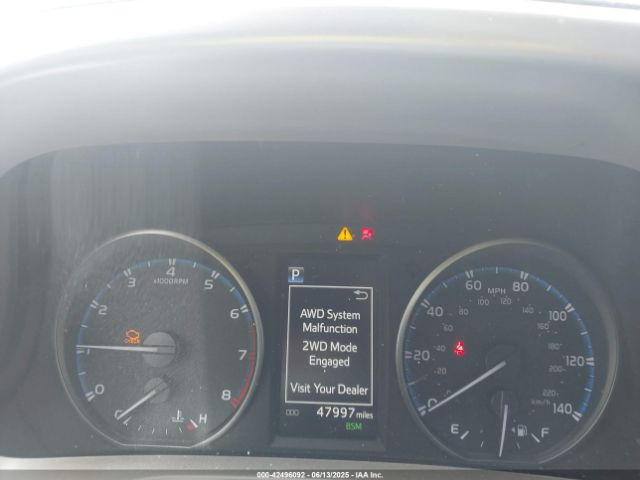2018 TOYOTA RAV4 JTMRFREV4JJ733422 Photo 6