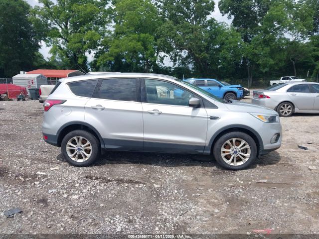 1FMCU9GD3HUA74463 Ford ESCAPE SE