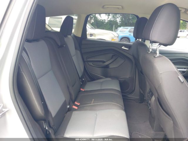 1FMCU9GD3HUA74463 Ford ESCAPE SE
