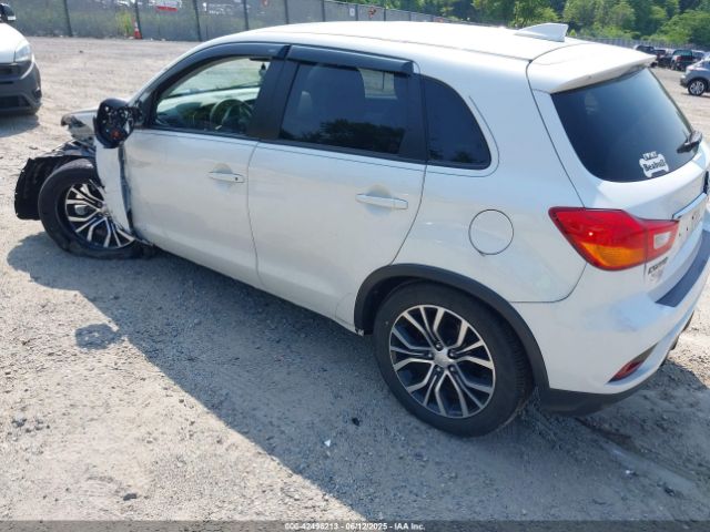 2018 MITSUBISHI OUTLANDER SPORT JA4AP3AU9JU023316 Photo 2