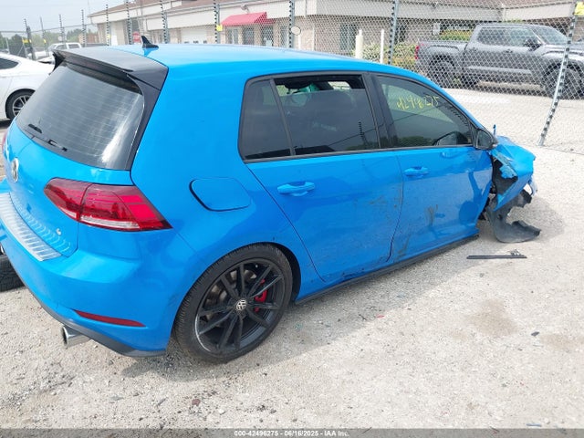 3VW5T7AU4KM015685 Volkswagen 2019