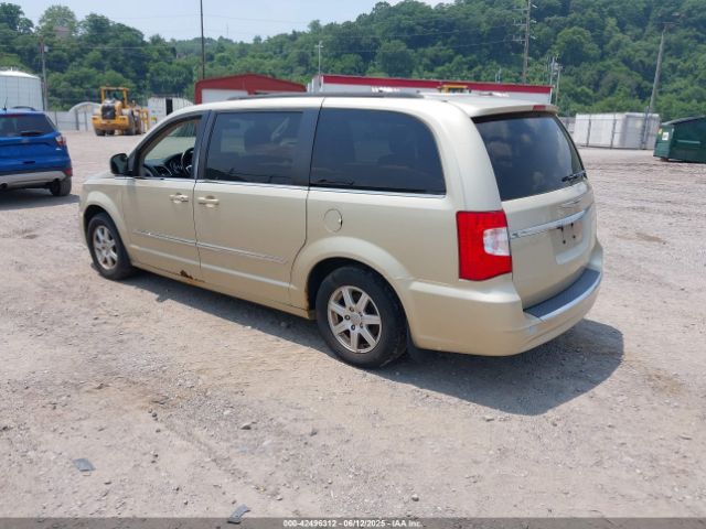 2011 CHRYSLER TOWN & COUNTRY 2A4RR5DG7BR746496 Photo 2